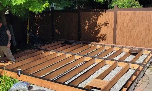 Deck Construction DIY vs Hiring a Professional